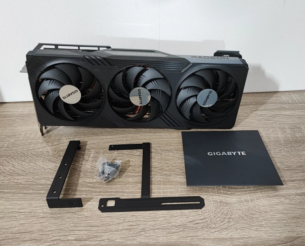 GIGABYTE's top-tier RX 7900 XT Gaming OC 20GB GPU falls to new low at $825  on