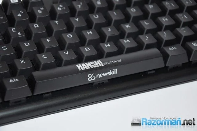 Review del Newskill Hanshi Spectrum - El reflejo de la originalidad