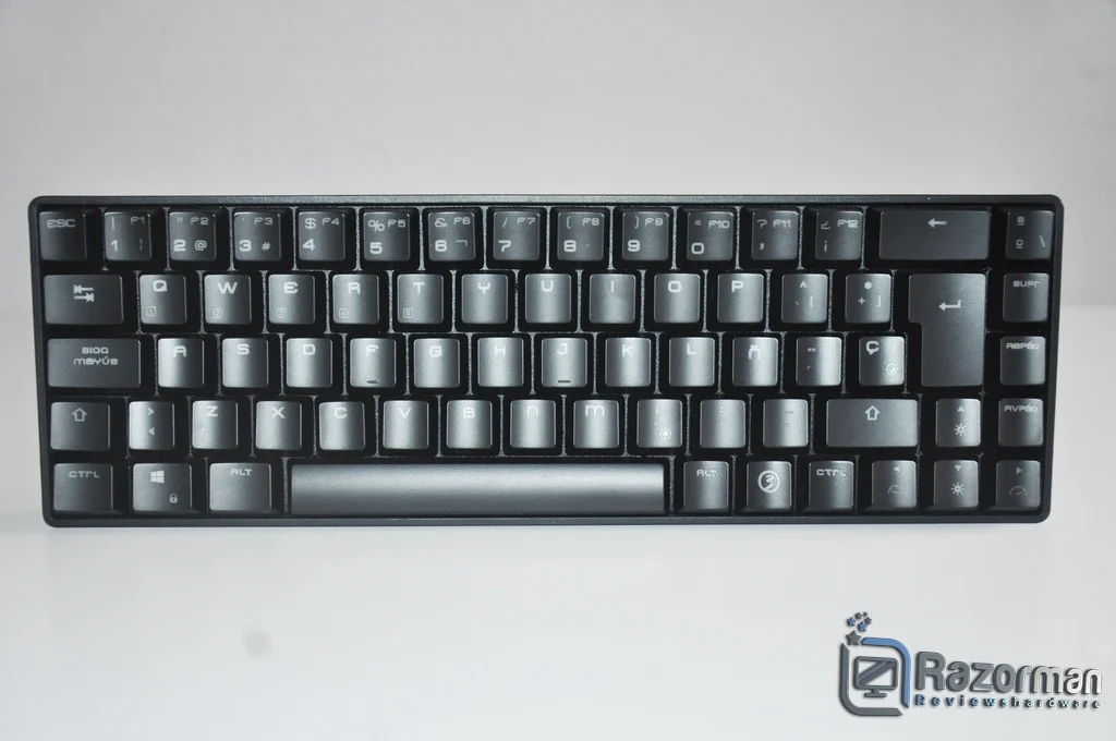 Ozone Tactical el teclado mini que te atrapará 